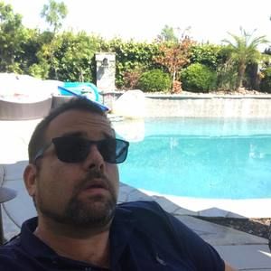 Meet your Posher, Elad